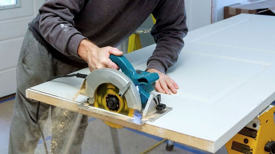 подрезка дверей